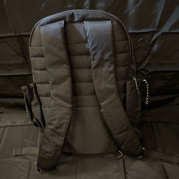 NWT BÉIS The North to South Backpack in Black - Picture 2 of 2